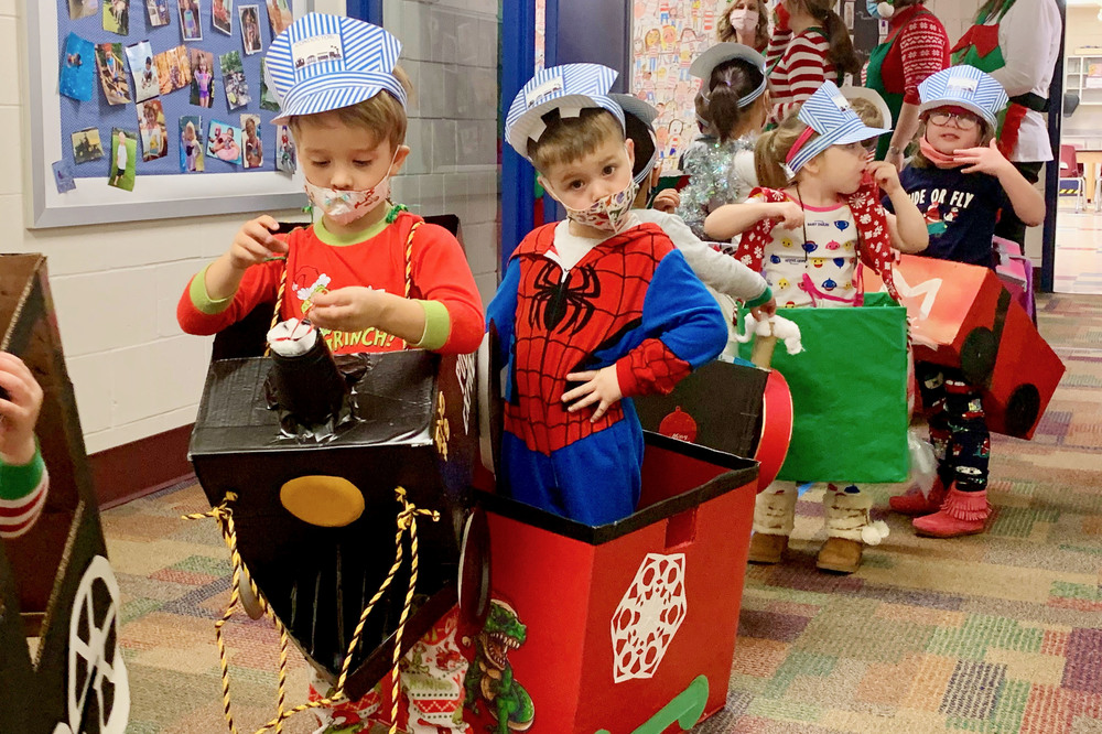 Little Quakers prepare for their first Polar Express Parade