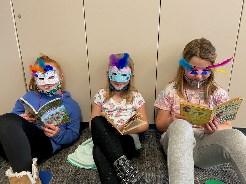 The Masked Readers