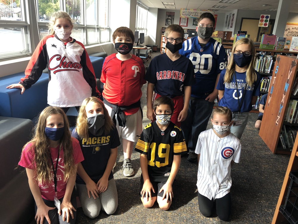 Dress Up Days a Success at Van Buren Van Buren Elementary School