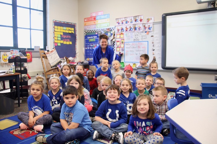 Students and teachers sporting their @Colts blue today!