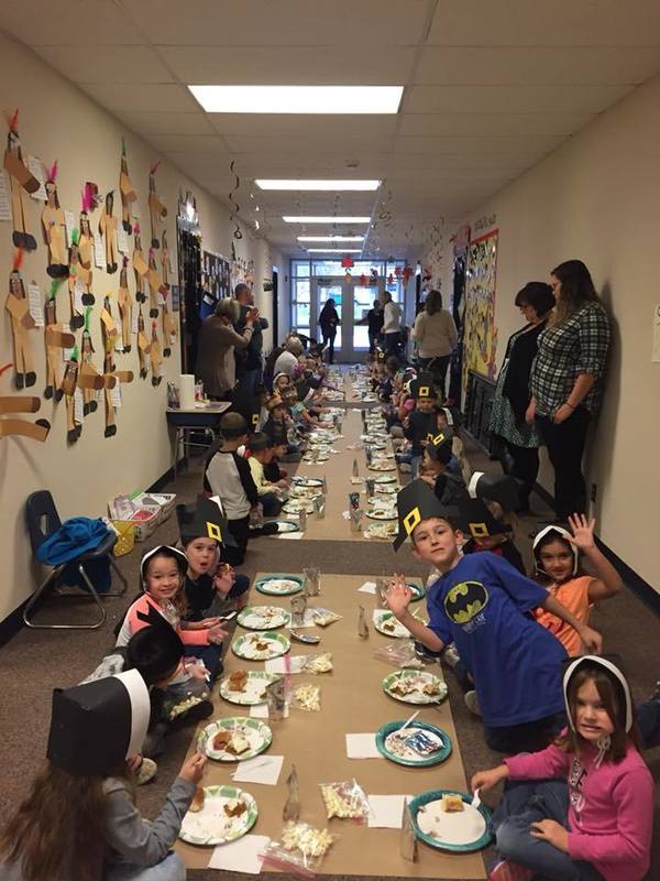 Brentwood 1st grade students enjoyed a traditional Thanksgiving feast, with lots of help from parents and grandparents.