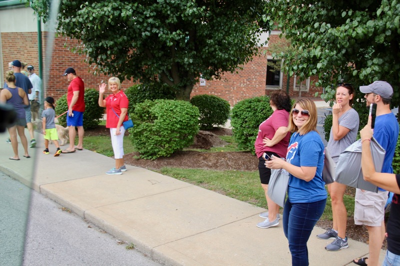 A great send-off from parents, friends and family!