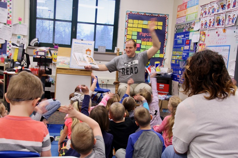 MenINActionREAD takes over classrooms Clarks Creek Elementary School