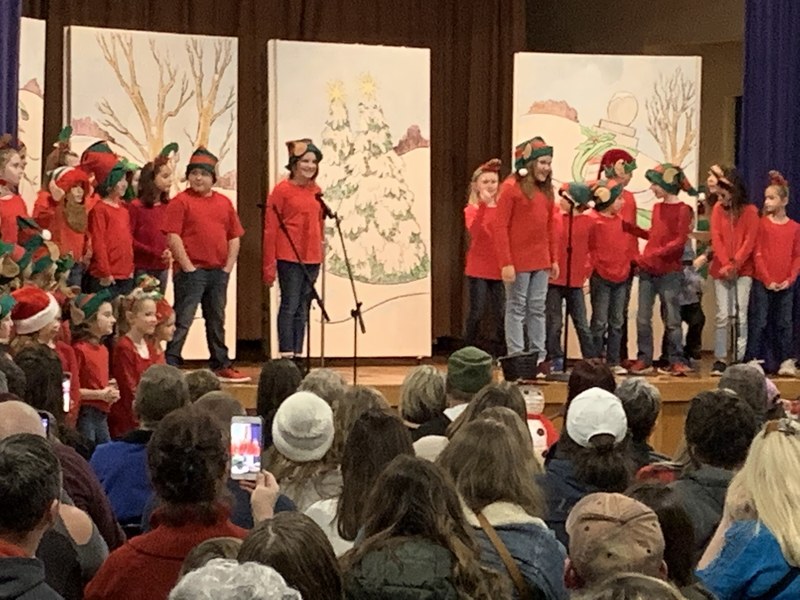 Van Buren Elementary students performing in their 2019 Winter Concert.